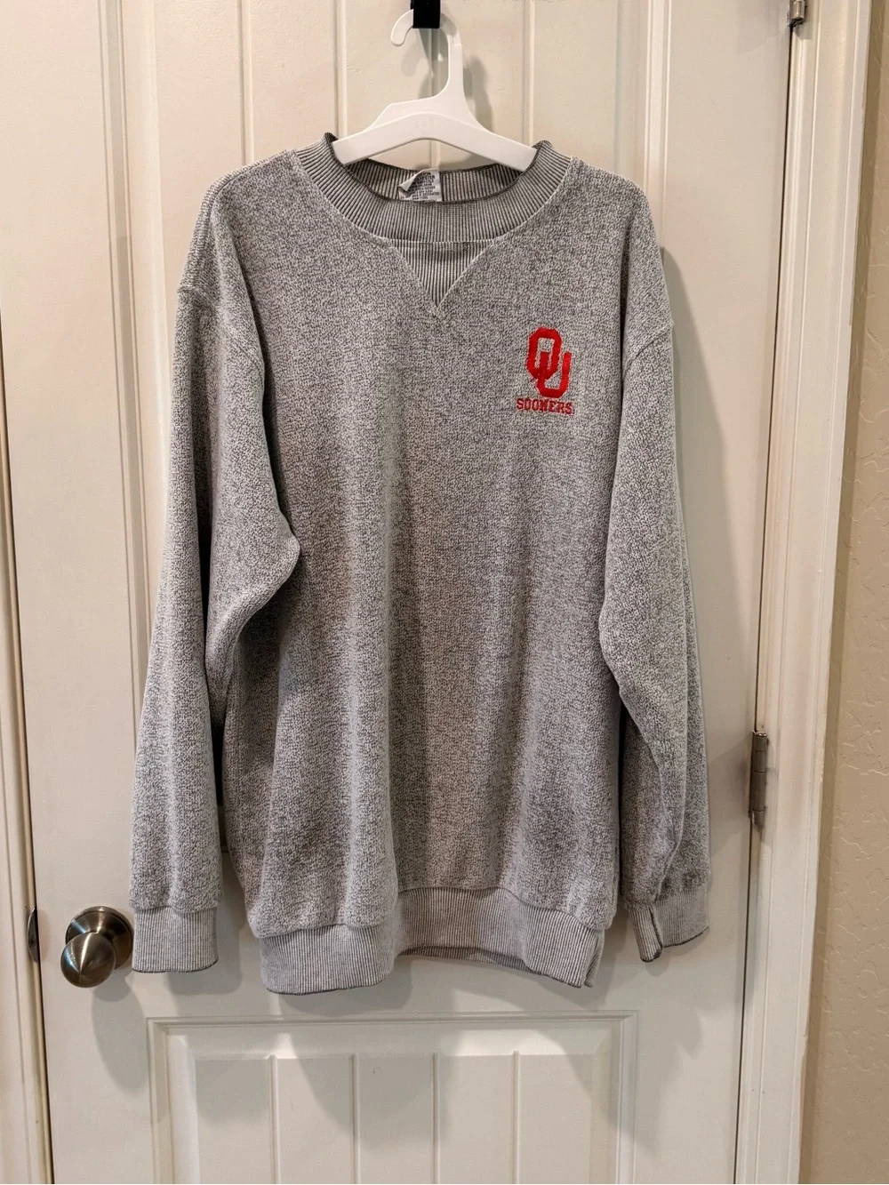 Dynasty OU Sooners Sweatshirt Men’s Large Gray Pullover Crewneck Sweater